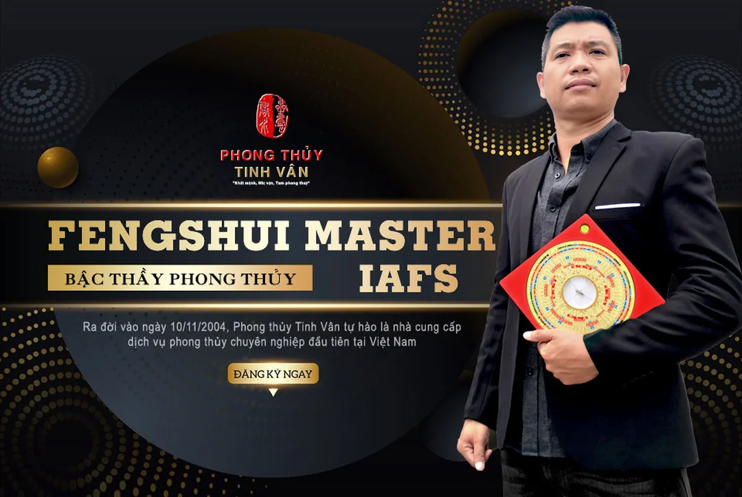 thầy xem phong thủy ở hà nội trao đổi hồ sơ tư vấn với gia chủ
